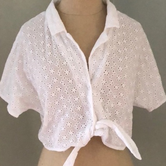 NWT Urban Outfitters White Tie Front Eyelet Crop Bolo Jacket Top medium - Picture 4 of 9